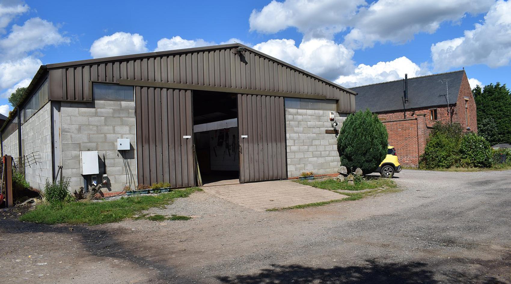 Nr. Mansfield NOTTINGHAMSHIRE