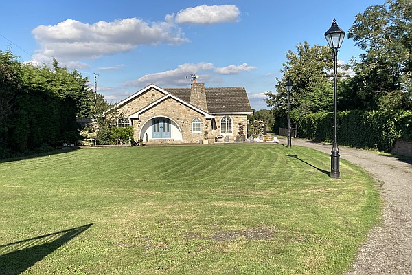 Wroot NORTH LINCOLNSHIRE