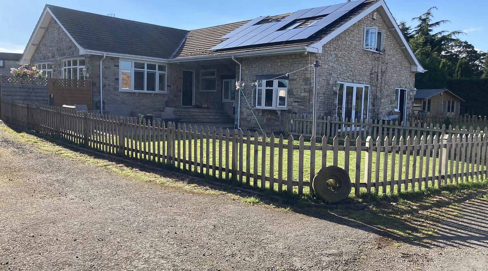 Wroot NORTH LINCOLNSHIRE