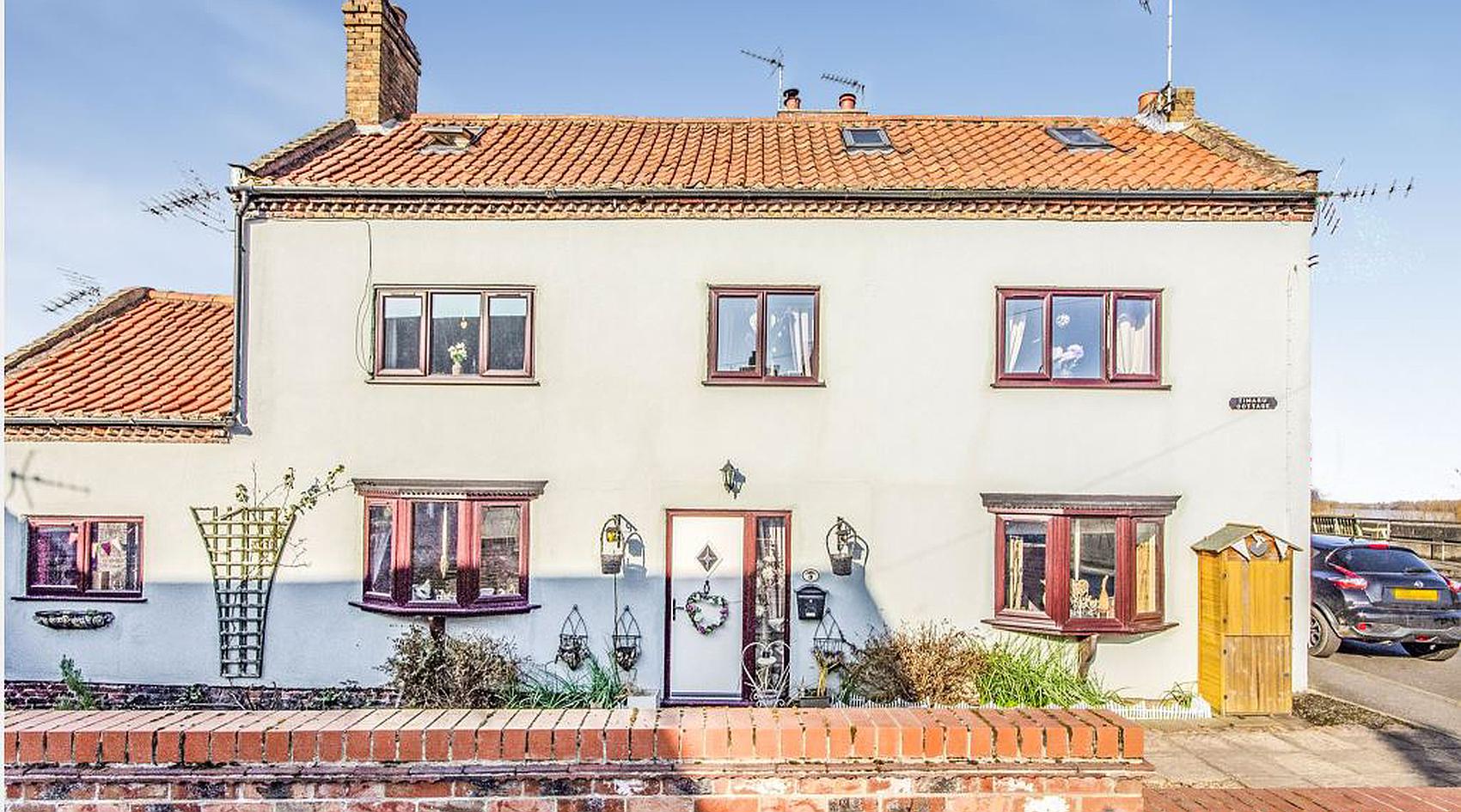 Owston Ferry YORKSHIRE