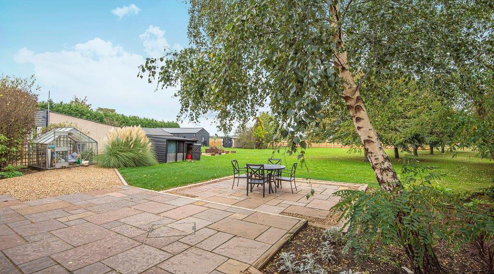 Newborough LINCOLNSHIRE