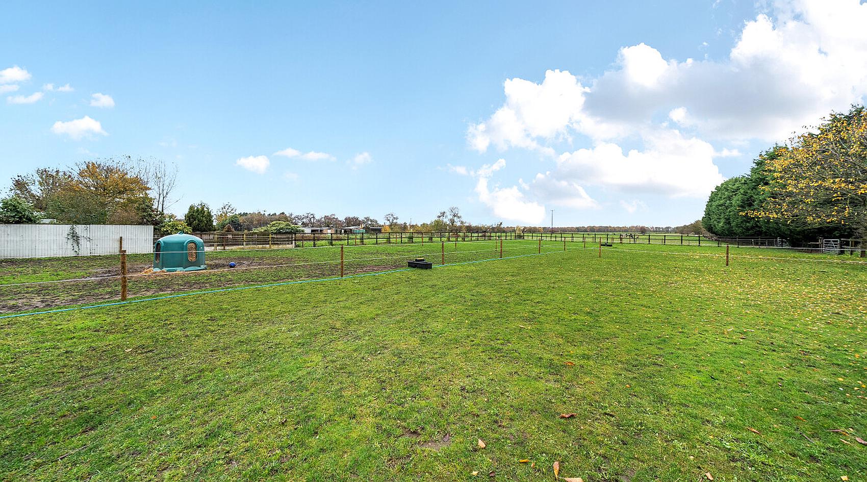 Wroot LINCOLNSHIRE