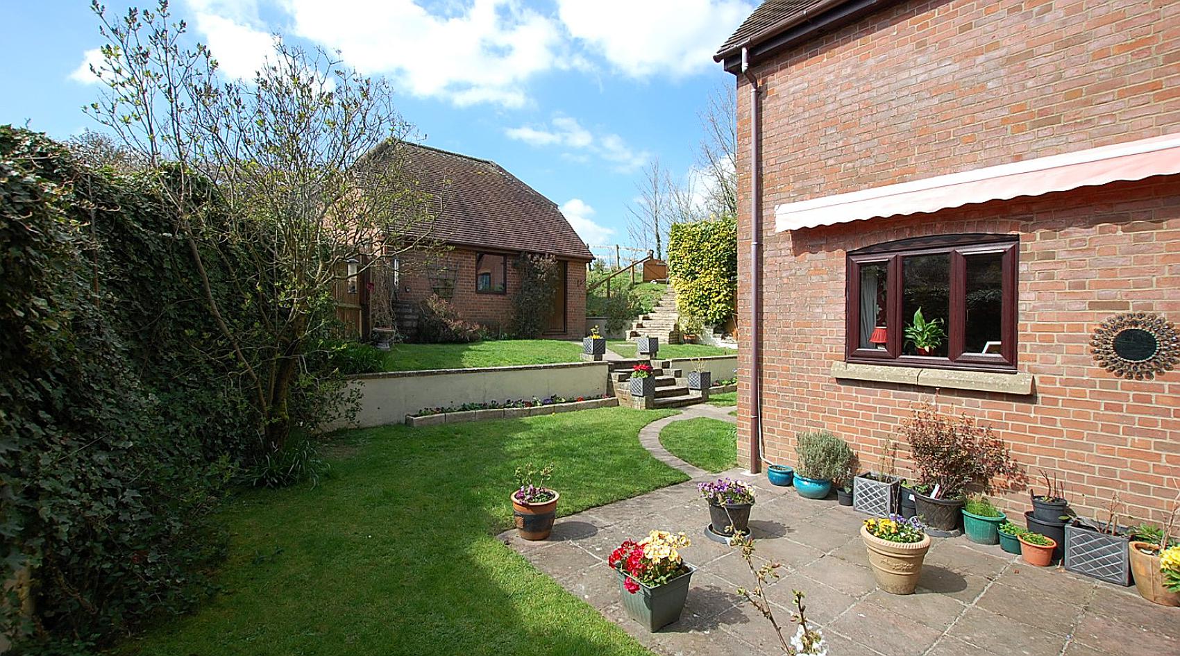 Collingbourne Kingston WILTSHIRE