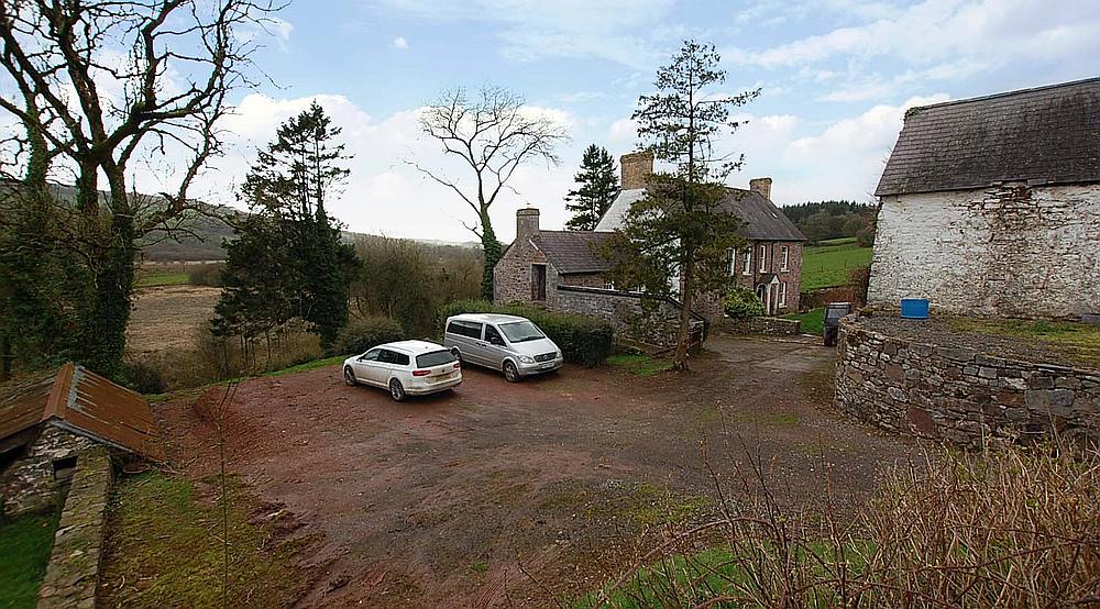 Llanddarog CARMARTHENSHIRE