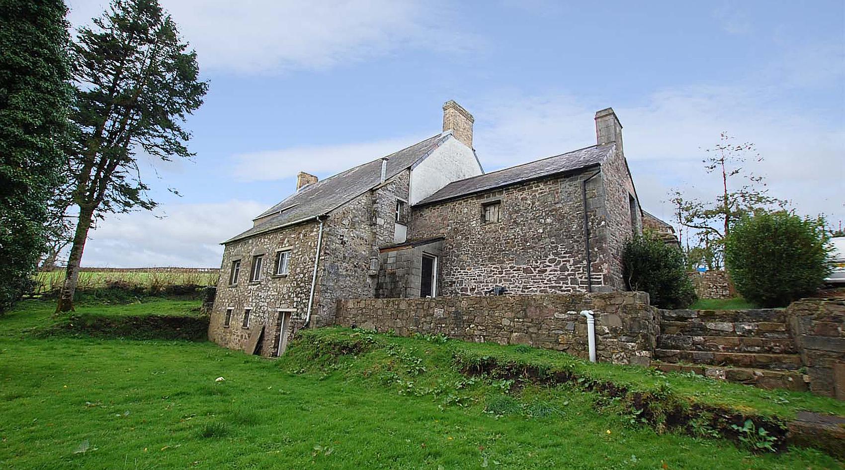 Llanddarog CARMARTHENSHIRE