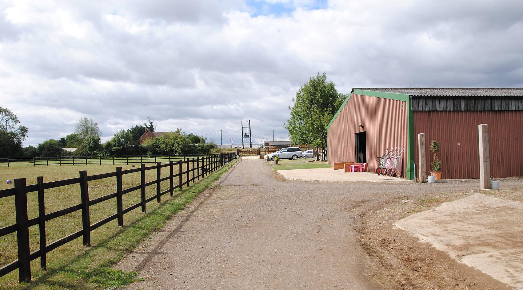 Potterspury NORTHAMPTONSHIRE