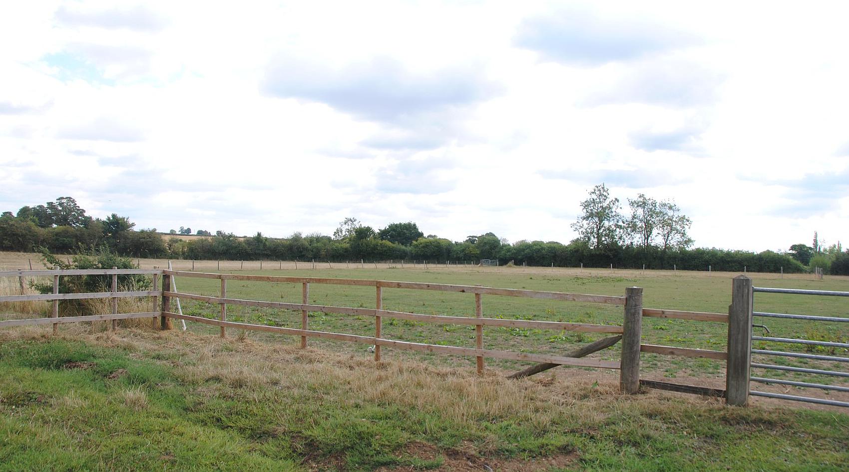 Potterspury NORTHAMPTONSHIRE