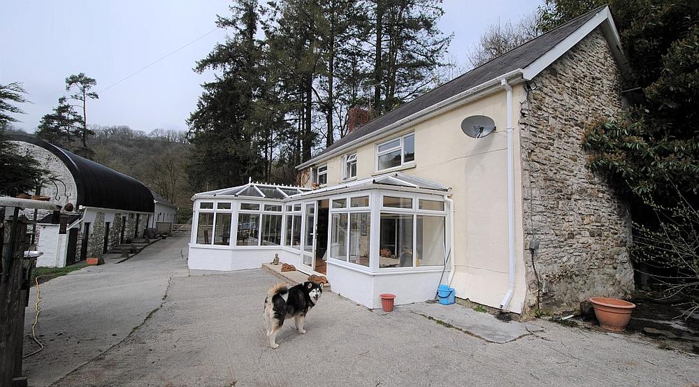 Cwmduad CARMARTHENSHIRE