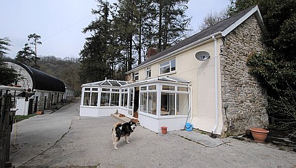 Cwmduad CARMARTHENSHIRE