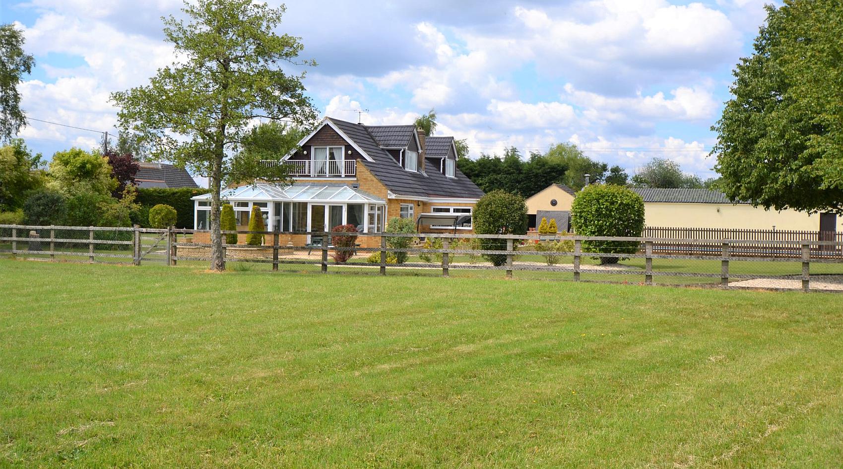 Broad Town WILTSHIRE