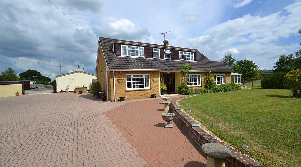 Broad Town WILTSHIRE